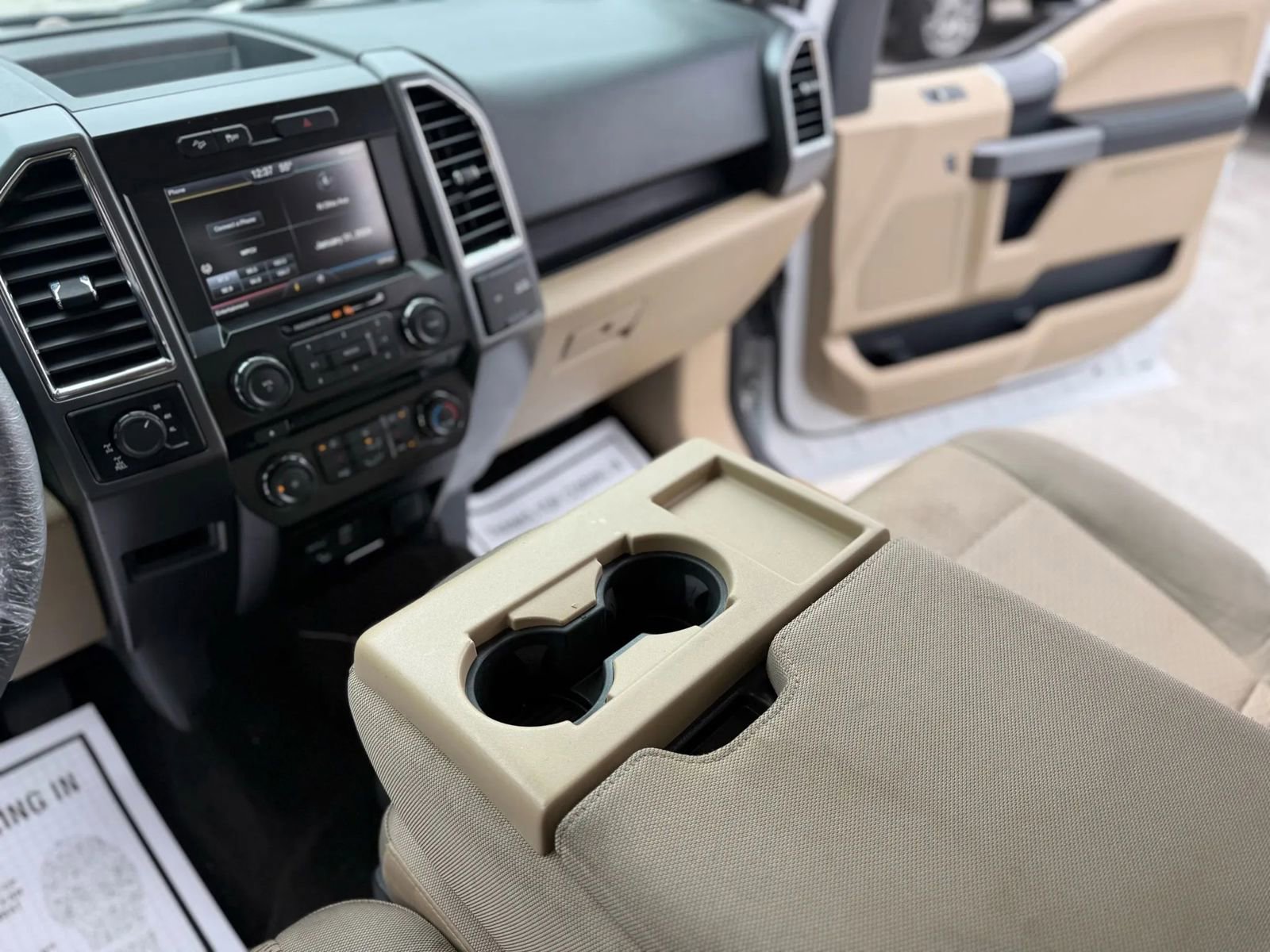 Used 2015 Ford F150 XLT w/ Equipment Group 302A Luxury AWD/4WD image 30