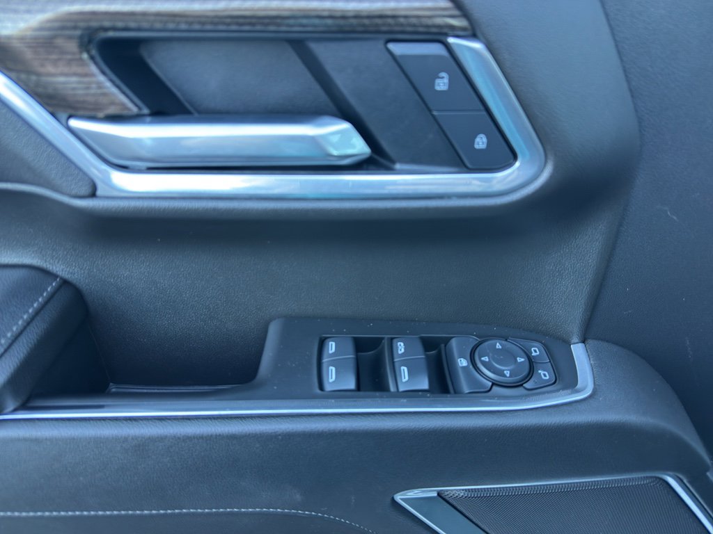 Used 2025 Chevrolet Silverado 1500 LT image 15