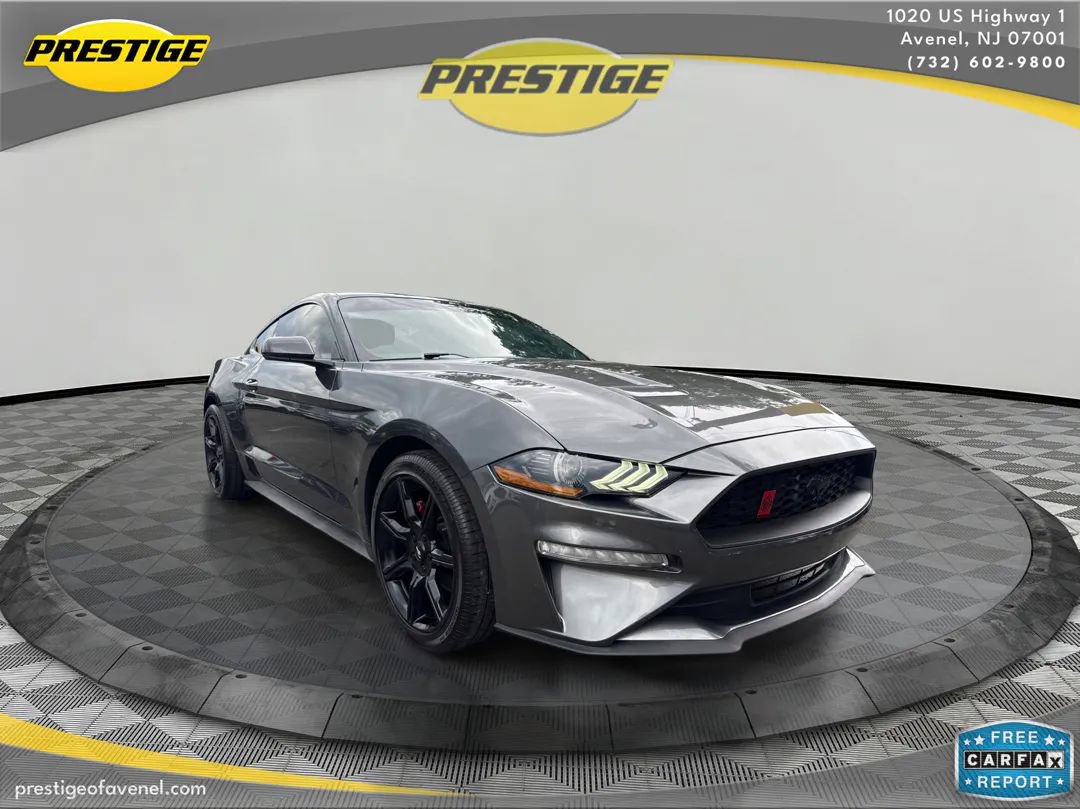 Used 2019 Ford Mustang Coupe w/ Black Accent Package RWD image 3