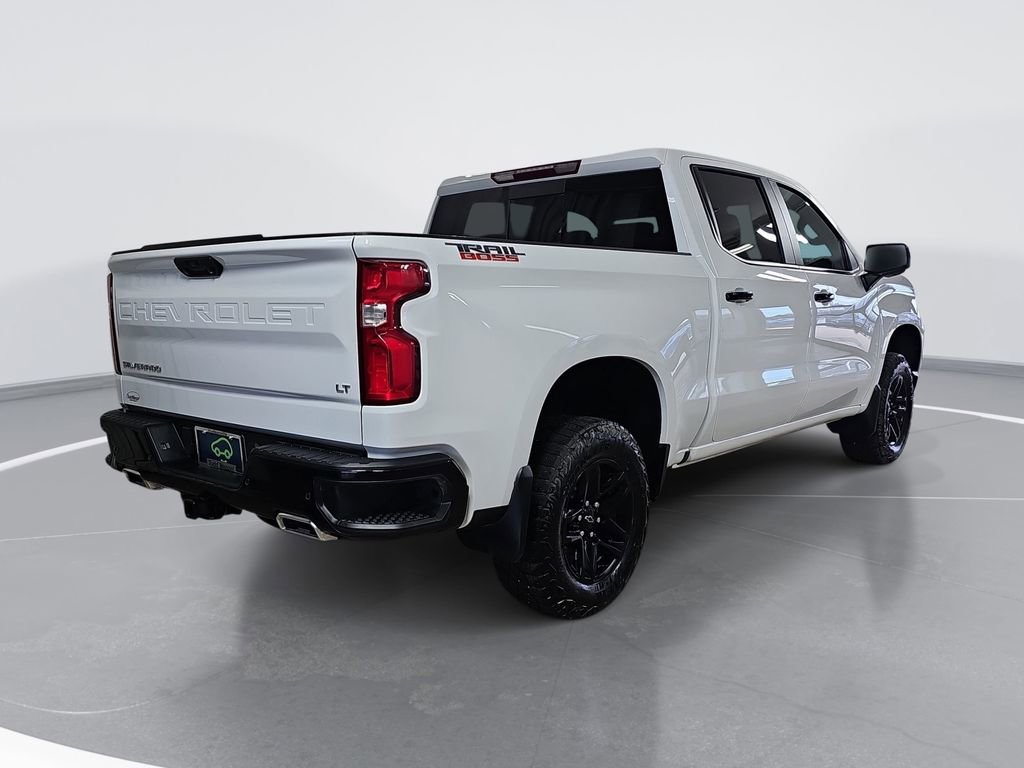 Certified 2024 Chevrolet Silverado 1500 LT Trail Boss w/ Convenience Package II image 3