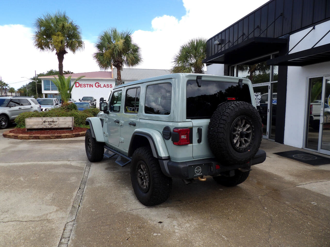 Used 2023 Jeep Wrangler Unlimited Rubicon 392 w/ Dual Top Group image 7
