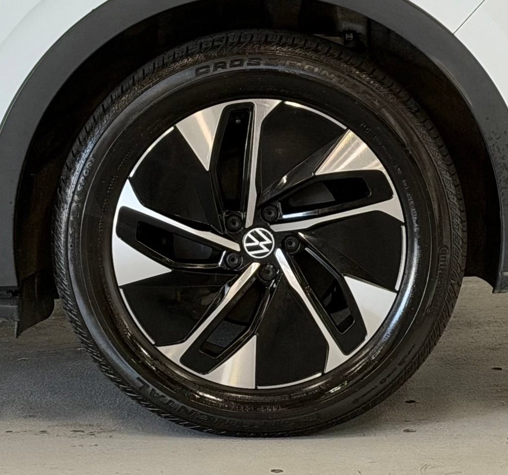 Used 2021 Volkswagen ID.4 Pro S w/ ID.4 Protection Package RWD image 8