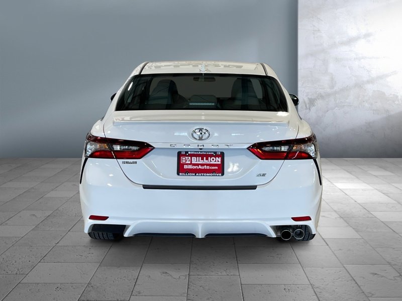 Certified 2023 Toyota Camry SE image 5