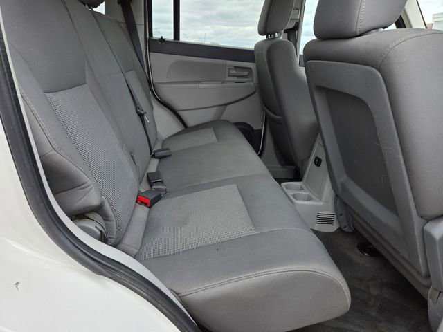 Used 2008 Jeep Liberty Sport w/ Popular Equipment Group AWD/4WD image 33