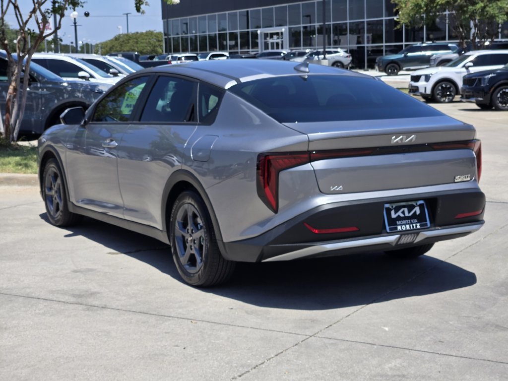 New 2026 Kia K4 FWD image 3