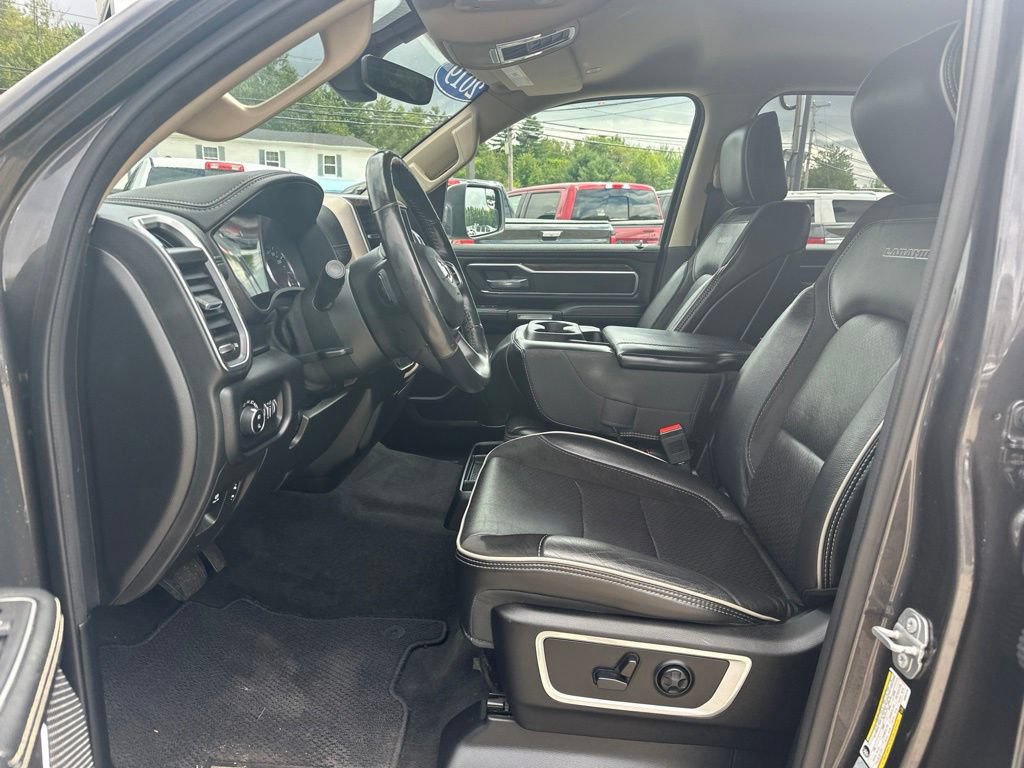Used 2019 RAM 1500 Laramie AWD/4WD image 13