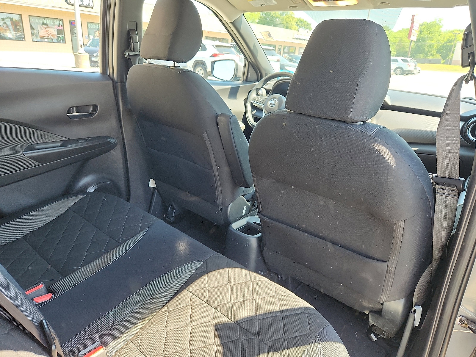 Used 2018 Nissan Kicks SV FWD image 28