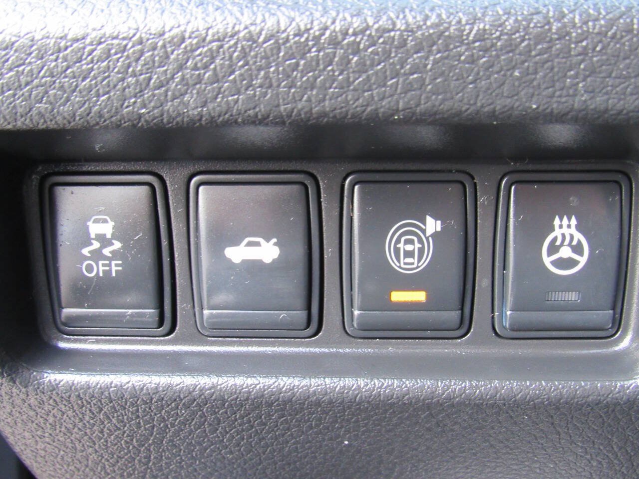 Used 2014 Nissan Altima 2.5 SL w/ Technology Package FWD image 30