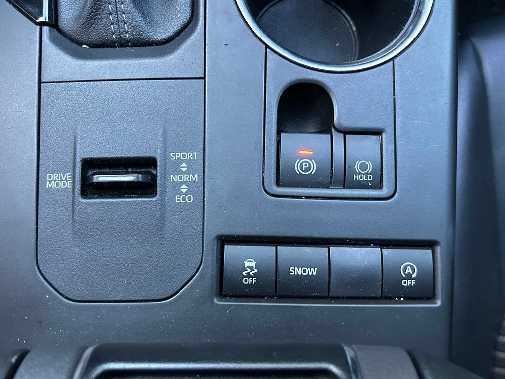 Used 2022 Toyota Highlander XSE FWD image 30