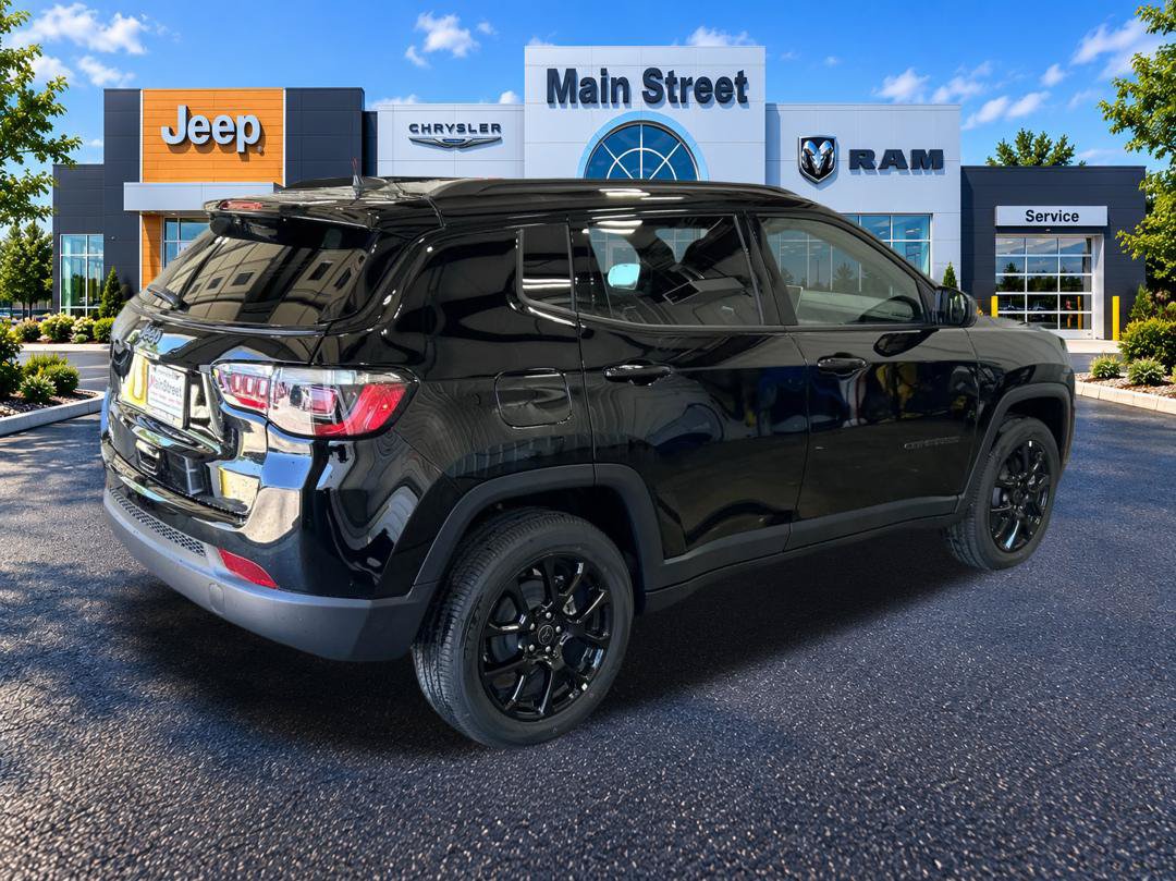 New 2026 Jeep Compass Latitude AWD/4WD image 5
