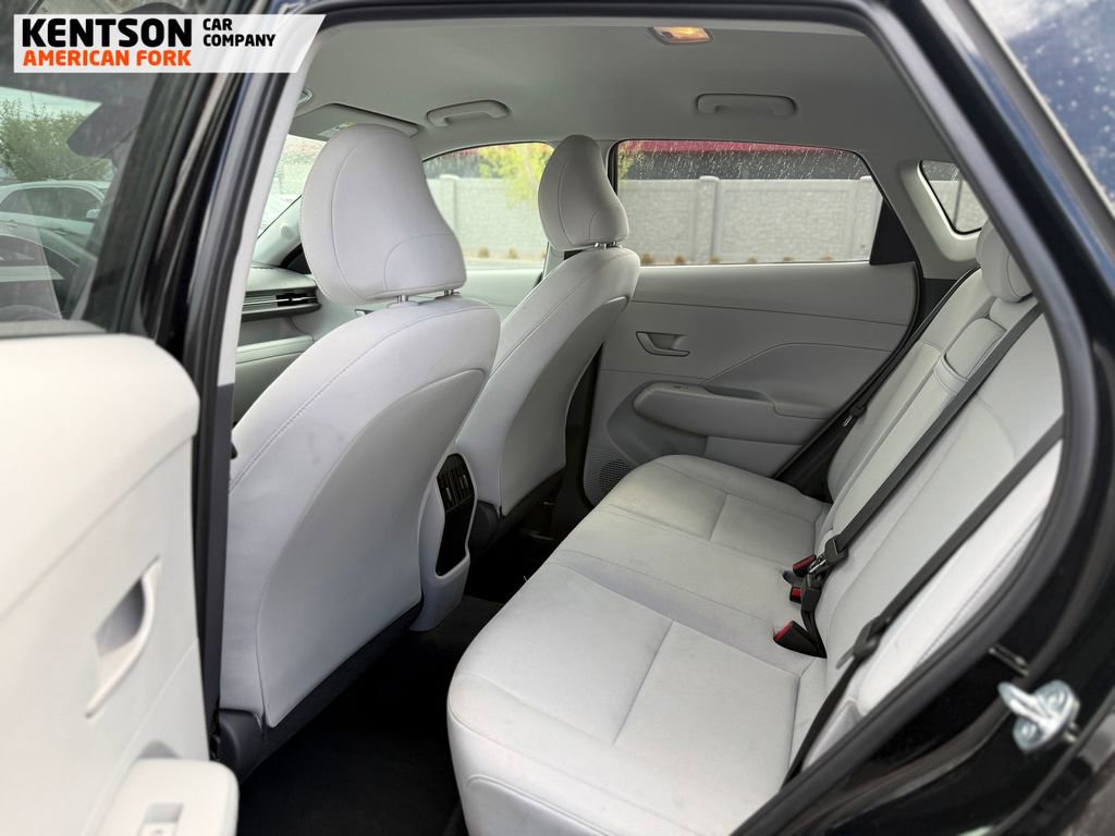 Used 2025 Hyundai Kona SEL image 6