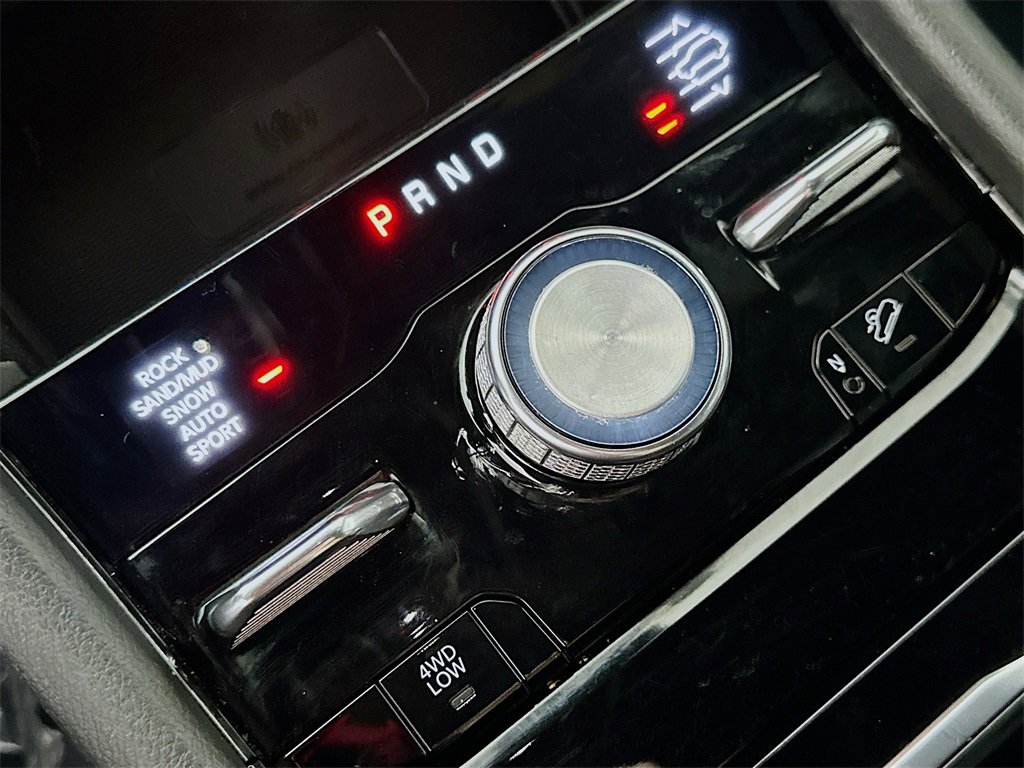 Used 2021 Jeep Grand Cherokee L Overland w/ Luxury Tech Group IV image 35