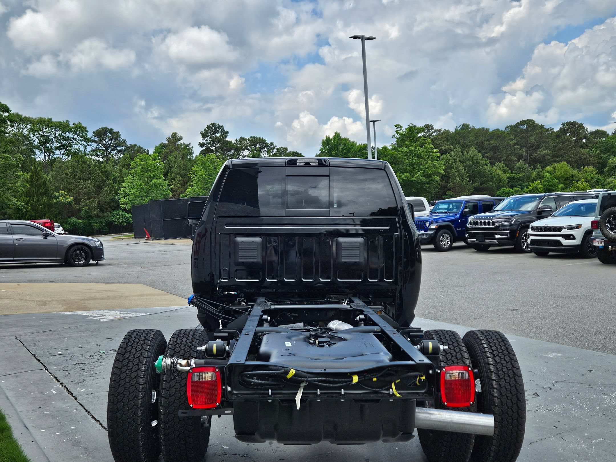 New 2026 RAM 3500 Tradesman AWD/4WD image 6