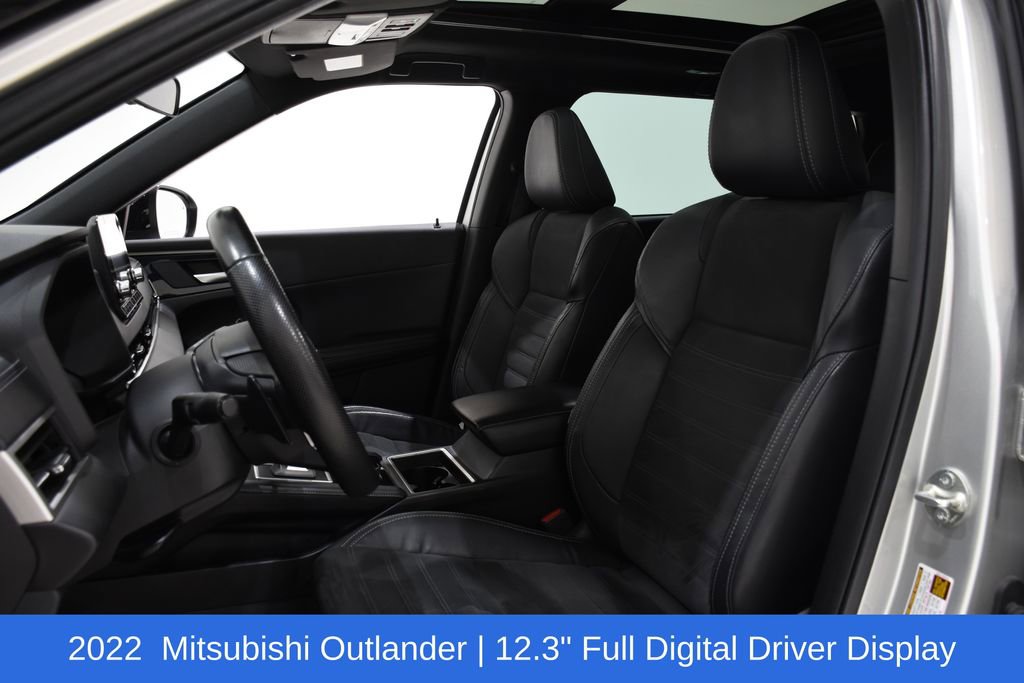 Used 2022 Mitsubishi Outlander SE image 22