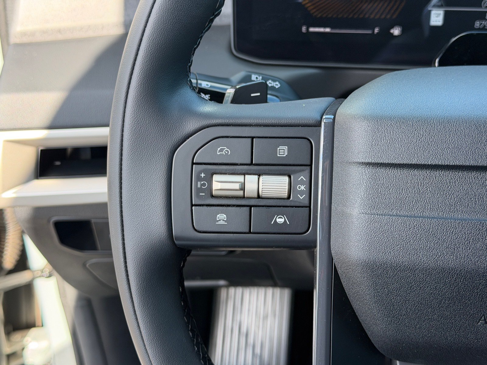 Certified 2027 Kia Telluride S w/ Towing Package FWD image 19