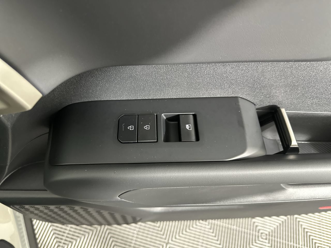 New 2027 Kia Telluride EX FWD image 13