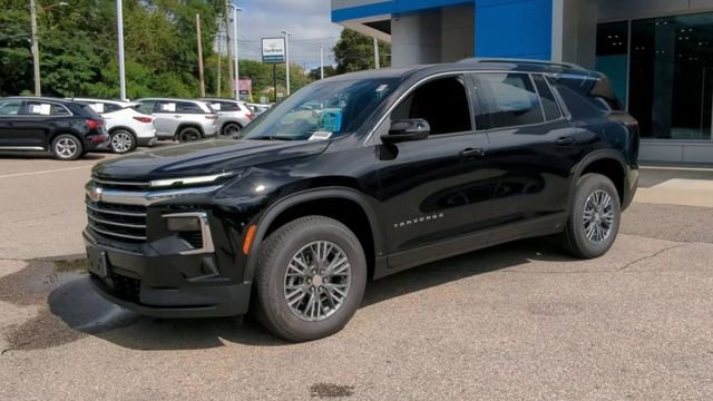 New 2026 Chevrolet Traverse LT w/ LPO, Floor Liner Package image 4