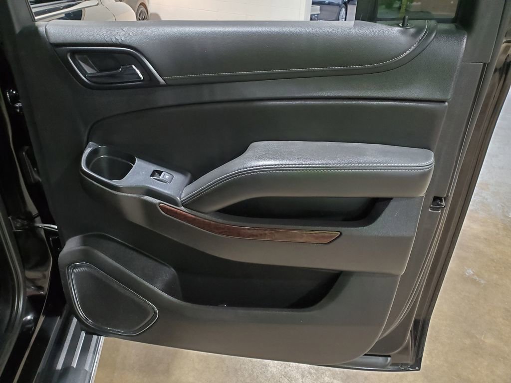 Used 2019 GMC Yukon XL SLT image 22