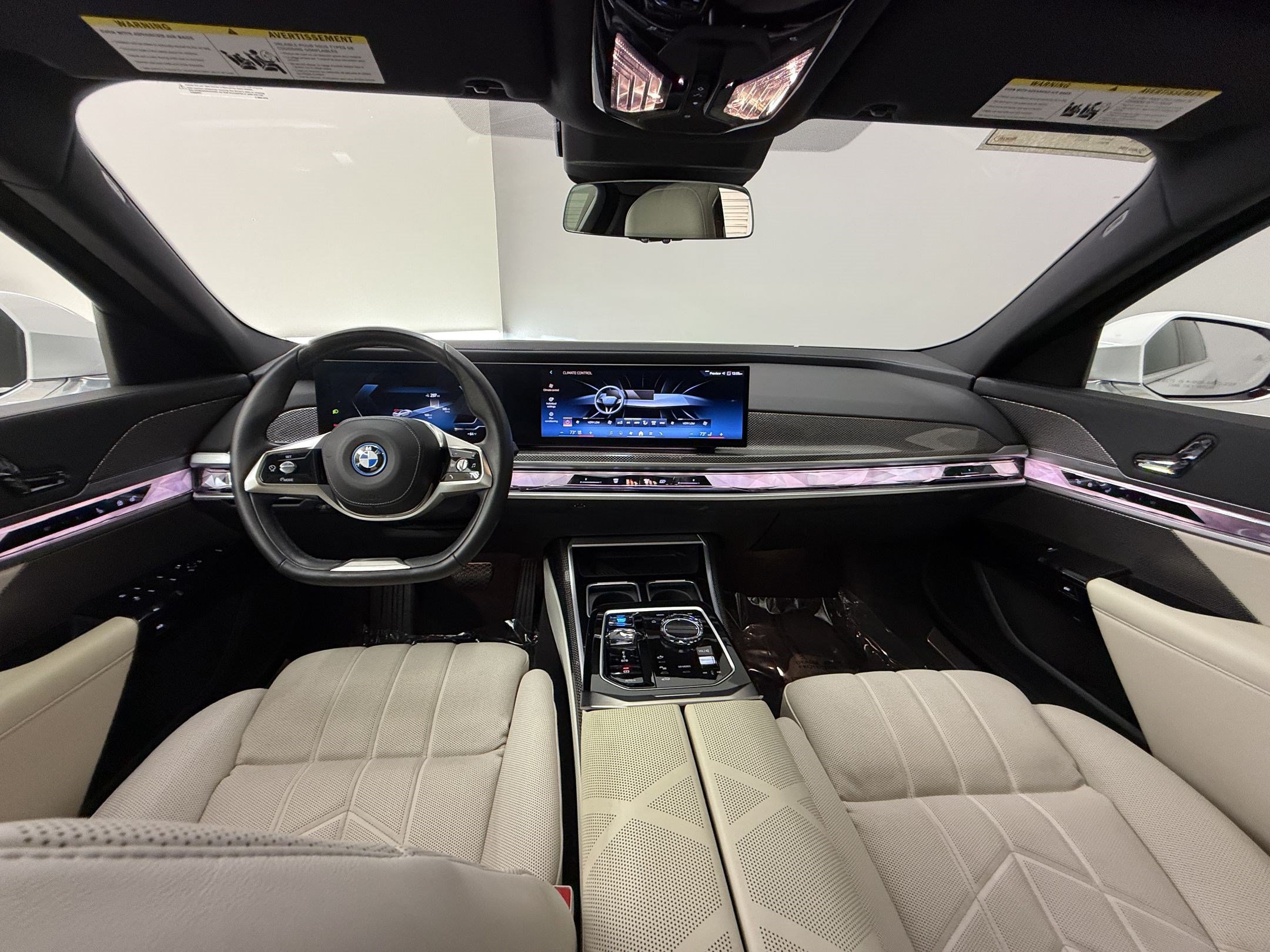 Certified 2023 BMW i7 xDrive60 AWD/4WD image 15