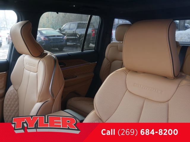 New 2026 Jeep Grand Cherokee Summit image 42