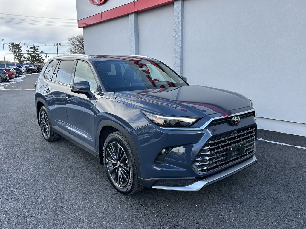 Used 2024 Toyota Grand Highlander AWD Hybrid image 4