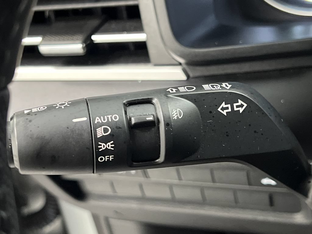 Used 2025 Mitsubishi Outlander SE FWD image 55