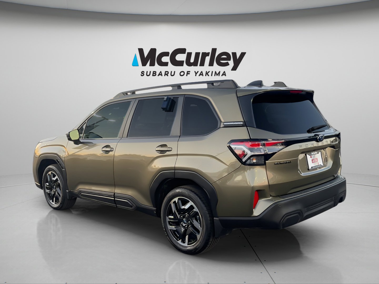 Used 2025 Subaru Forester Limited image 3