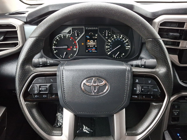 Used 2022 Toyota Tundra SR5 w/ SR5 Convenience Package AWD/4WD image 19