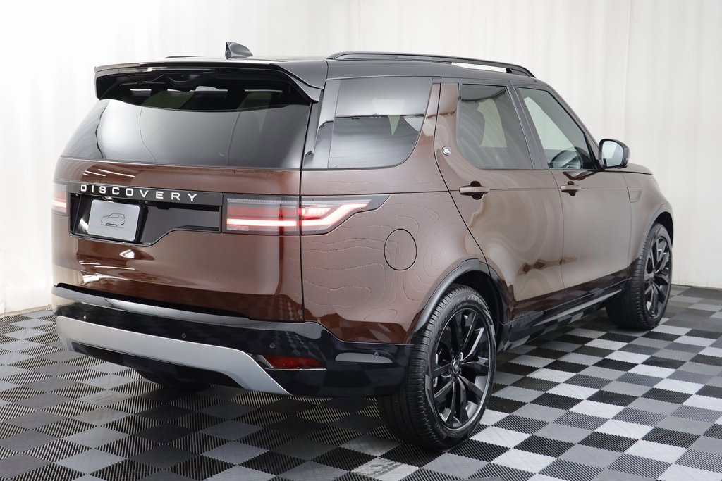 New 2026 Land Rover Discovery Limited Edition image 20