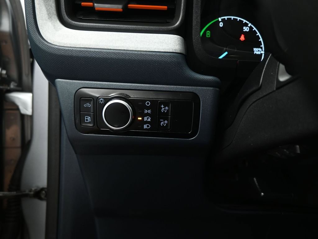 Certified 2024 Ford Maverick XLT image 12