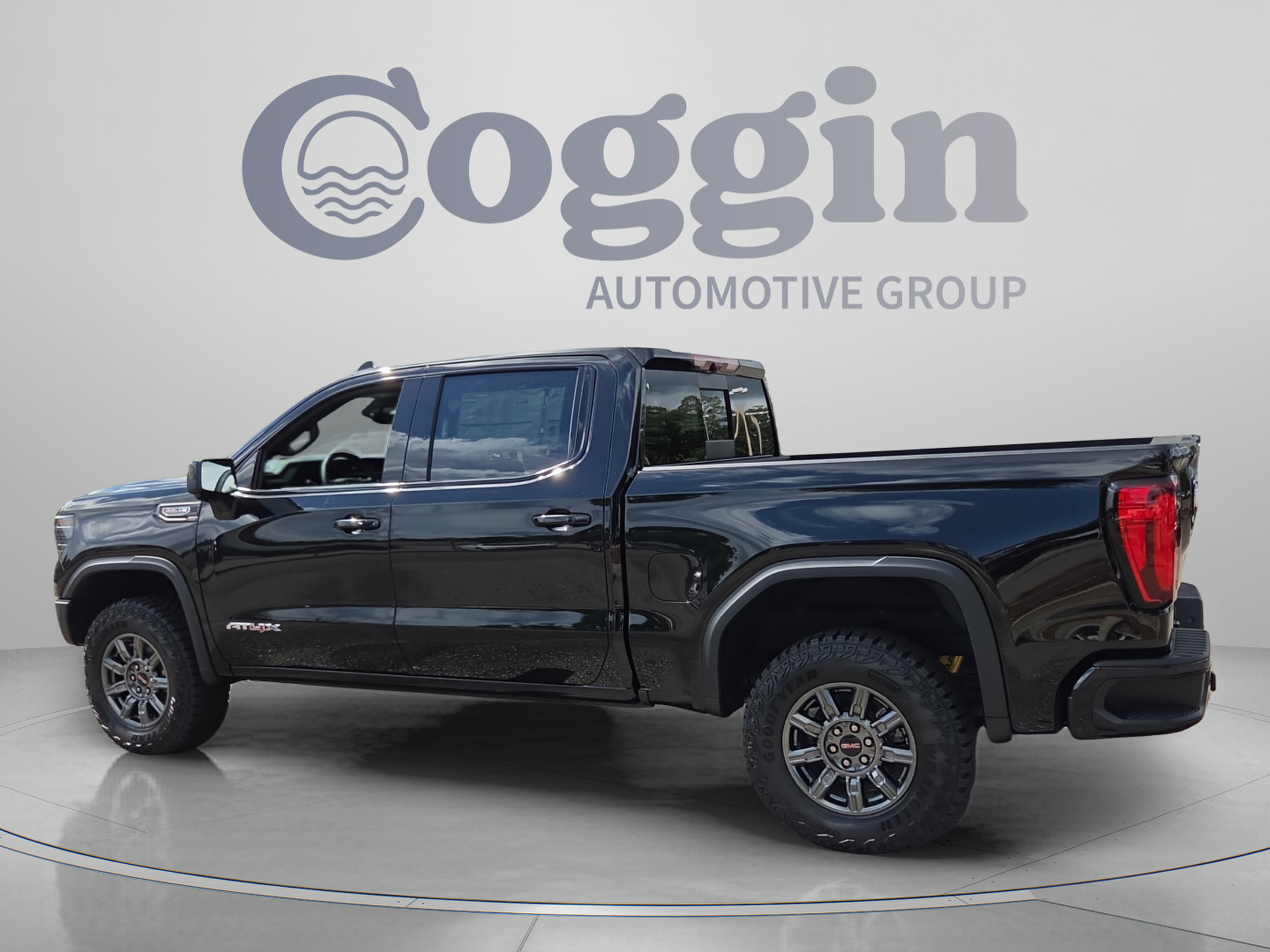 New 2026 GMC Sierra 1500 AT4X AWD/4WD image 3