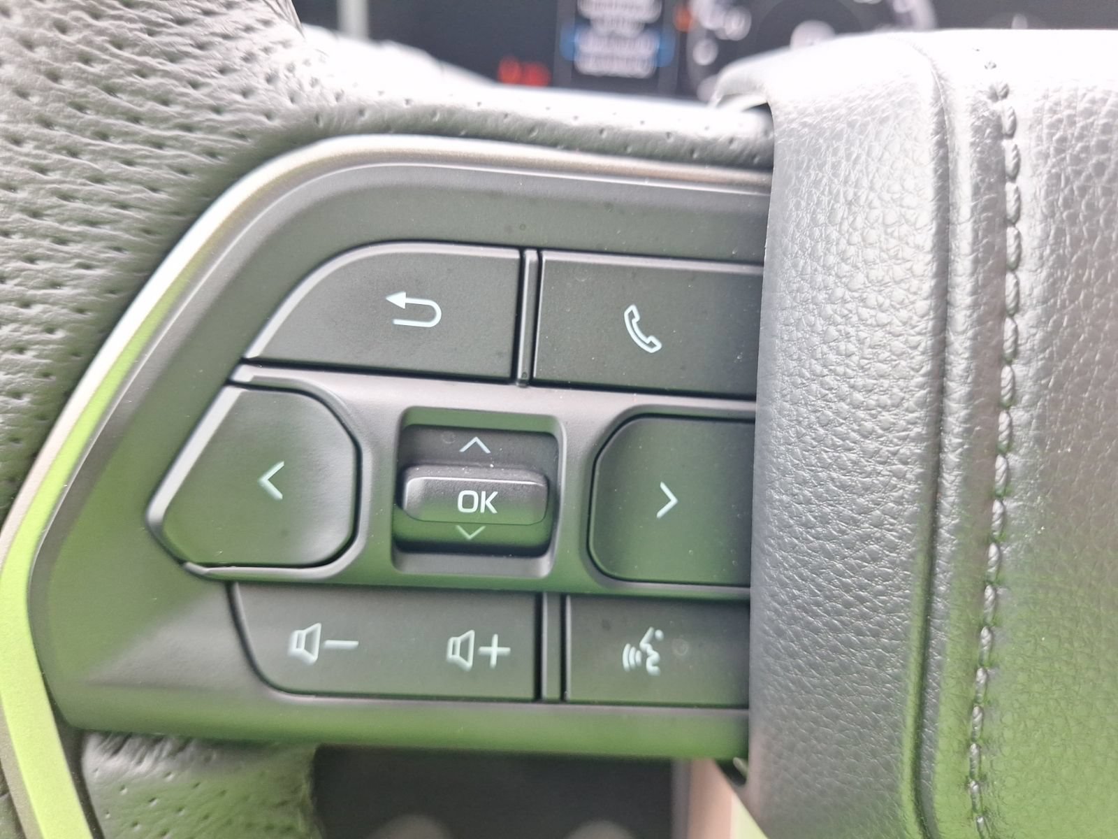 Used 2026 Toyota Tundra Limited AWD/4WD image 22