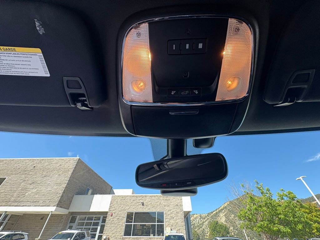 Used 2019 Dodge Durango R/T w/ Blacktop Package AWD/4WD image 16