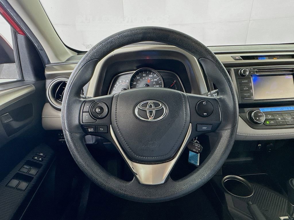 Used 2013 Toyota RAV4 XLE image 11