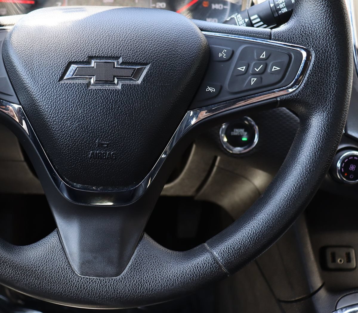 Used 2019 Chevrolet Cruze LT w/ Convenience Package FWD image 54