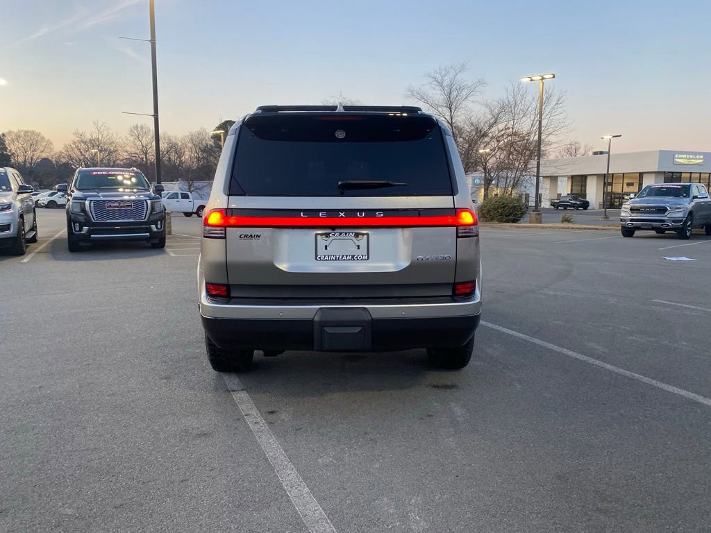 Used 2024 Lexus GX 550 w/ Accessory Package (Z1) image 6