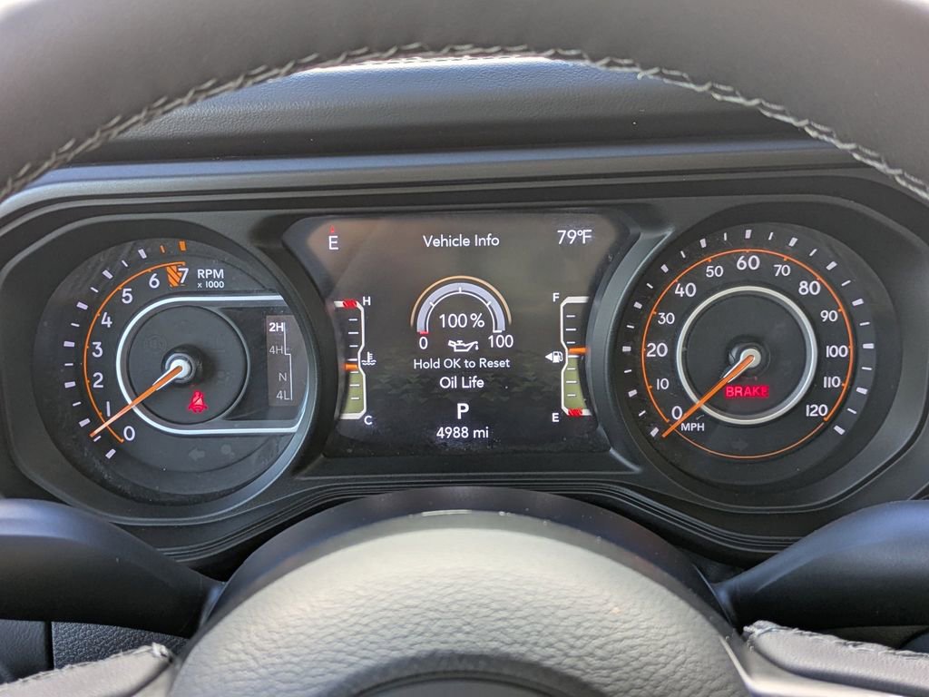 Used 2025 Jeep Gladiator Sport image 27