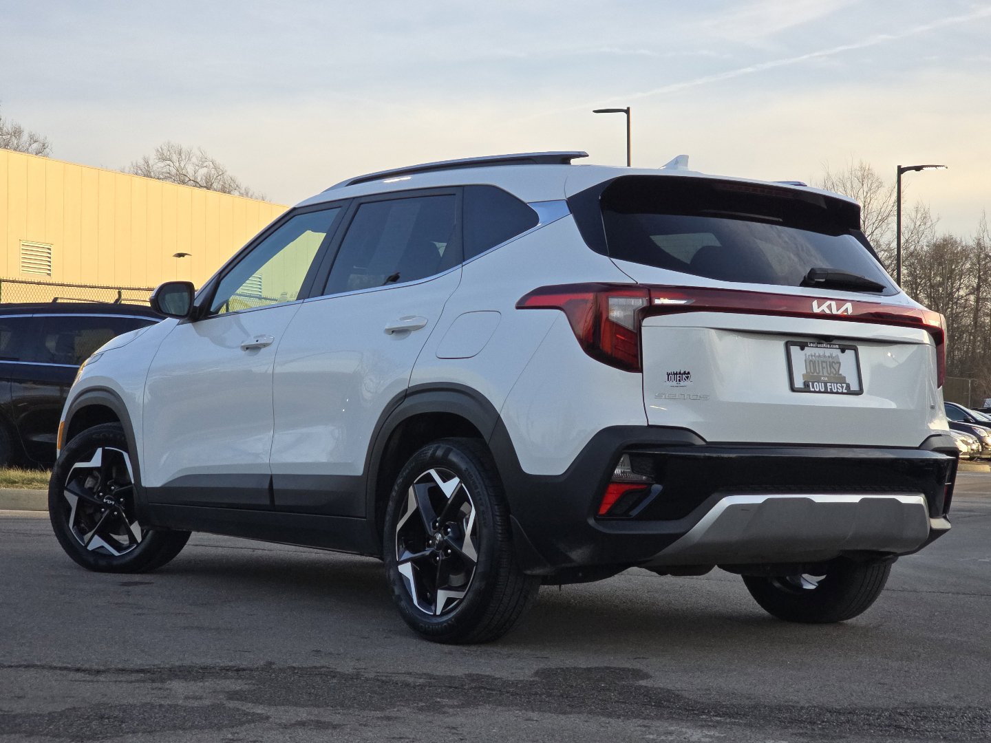 Used 2024 Kia Seltos EX image 15