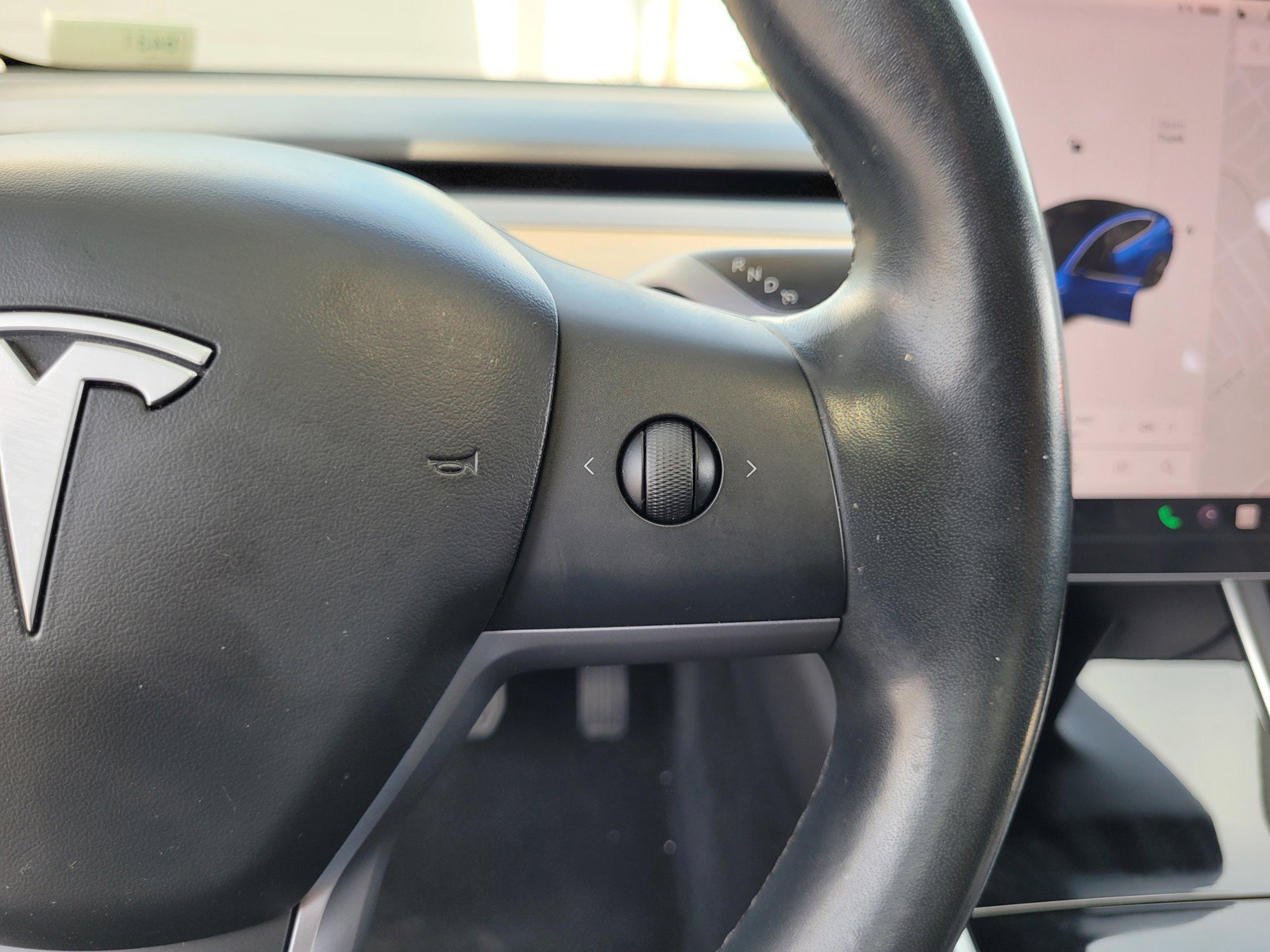 Used 2018 Tesla Model 3 Long Range RWD image 23