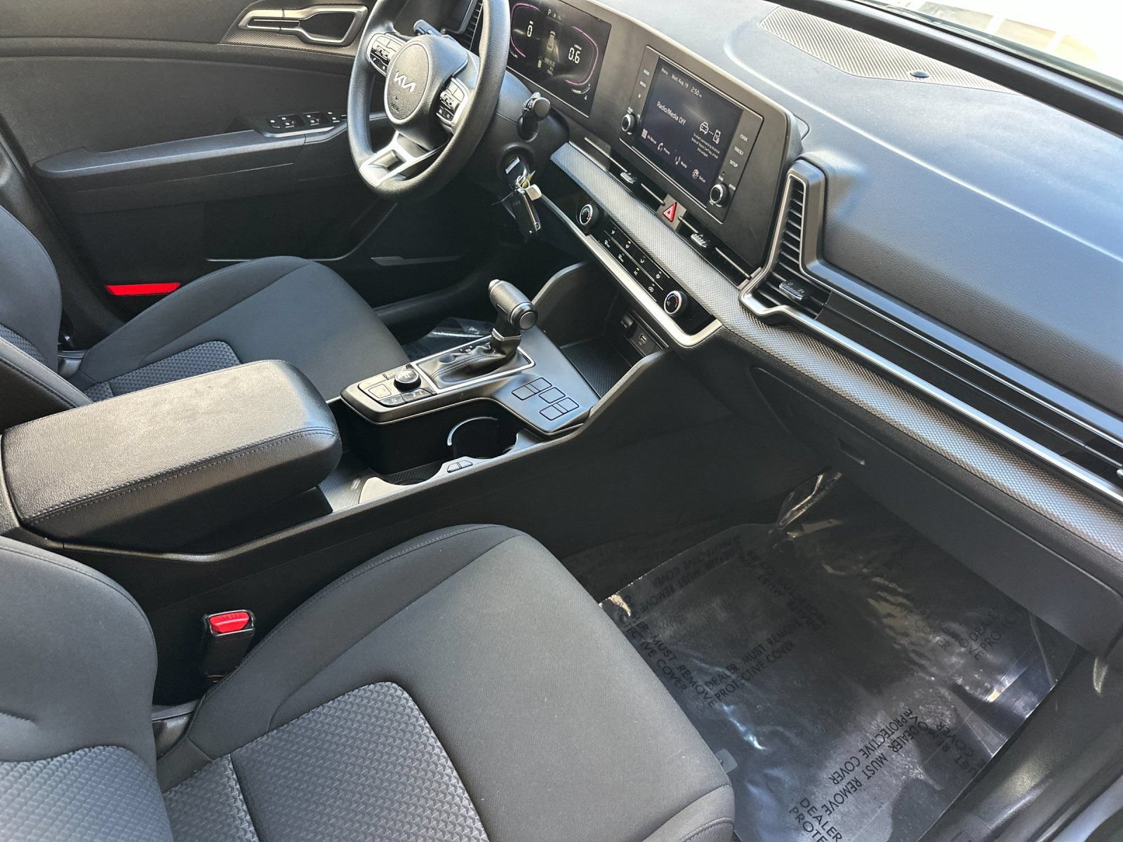 Certified 2025 Kia Sportage LX FWD image 22