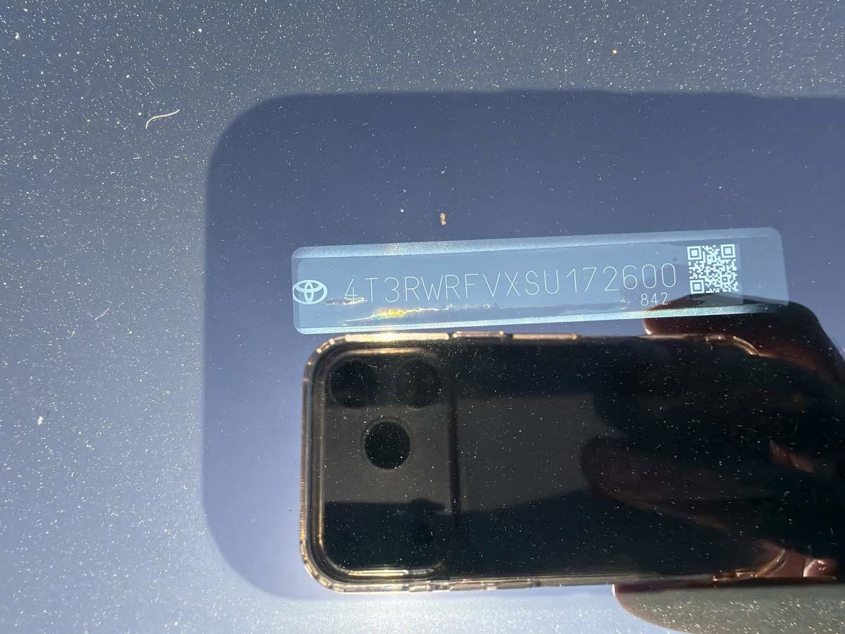 Used 2025 Toyota RAV4 XLE image 21