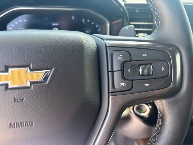 Used 2025 Chevrolet Silverado 1500 High Country AWD/4WD image 13