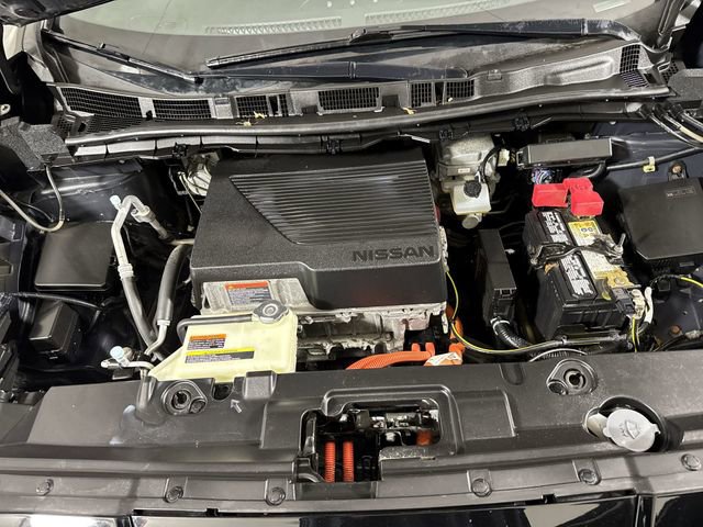 Used 2020 Nissan Leaf SV Plus image 25