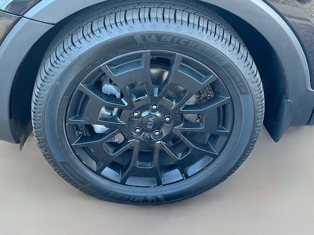 Used 2021 Kia Telluride SX w/ SX Prestige Package image 32