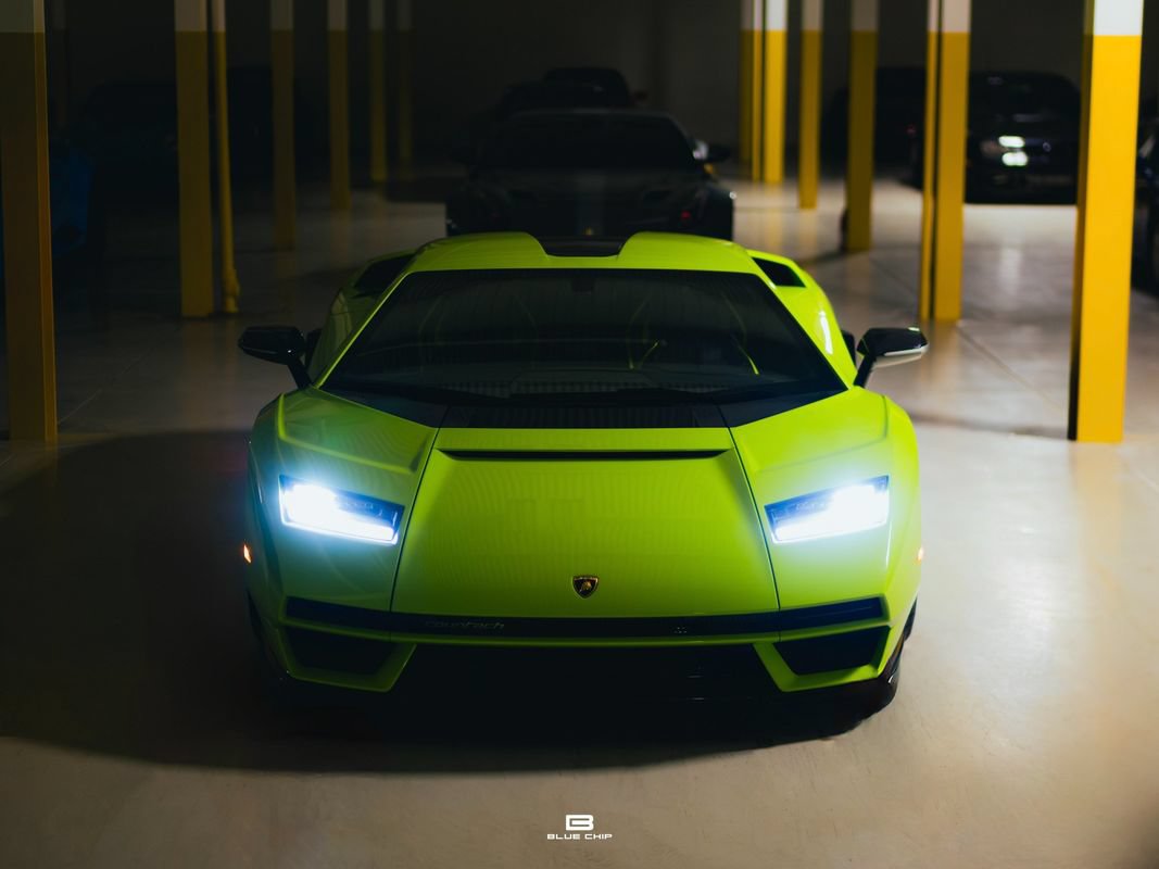 Used 2022 Lamborghini Aventador Countach AWD/4WD image 3