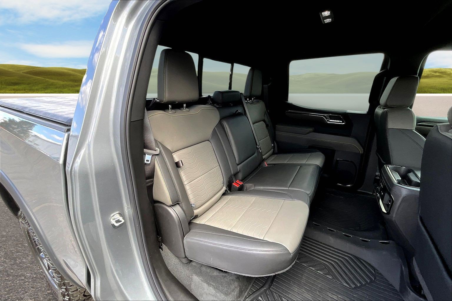 Used 2024 Chevrolet Silverado 1500 ZR2 w/ ZR2 Bison Edition AWD/4WD image 17