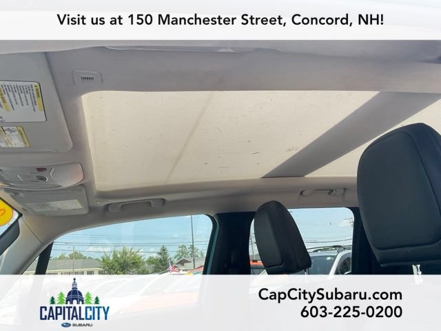 Used 2021 Jeep Renegade Trailhawk w/ Sun & Sound Group AWD/4WD image 17