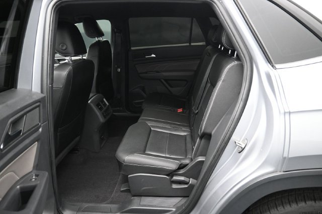 Used 2021 Volkswagen Atlas Cross Sport SE AWD/4WD image 28