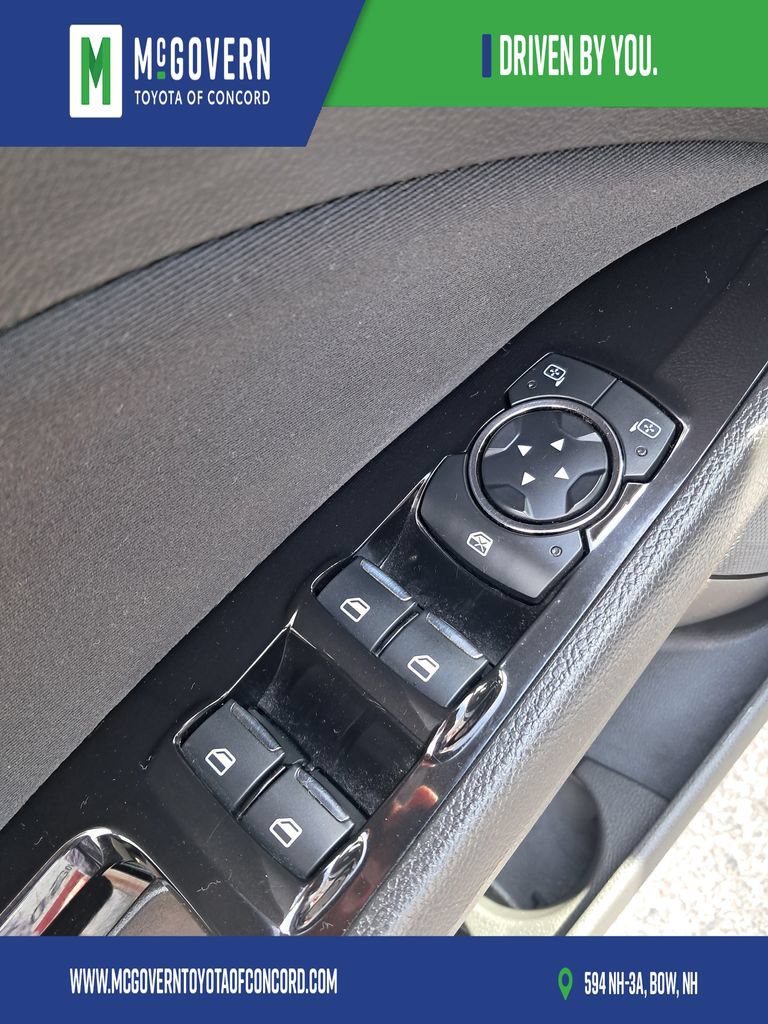 Used 2014 Ford Fusion SE w/ Equipment Group 201A FWD image 12