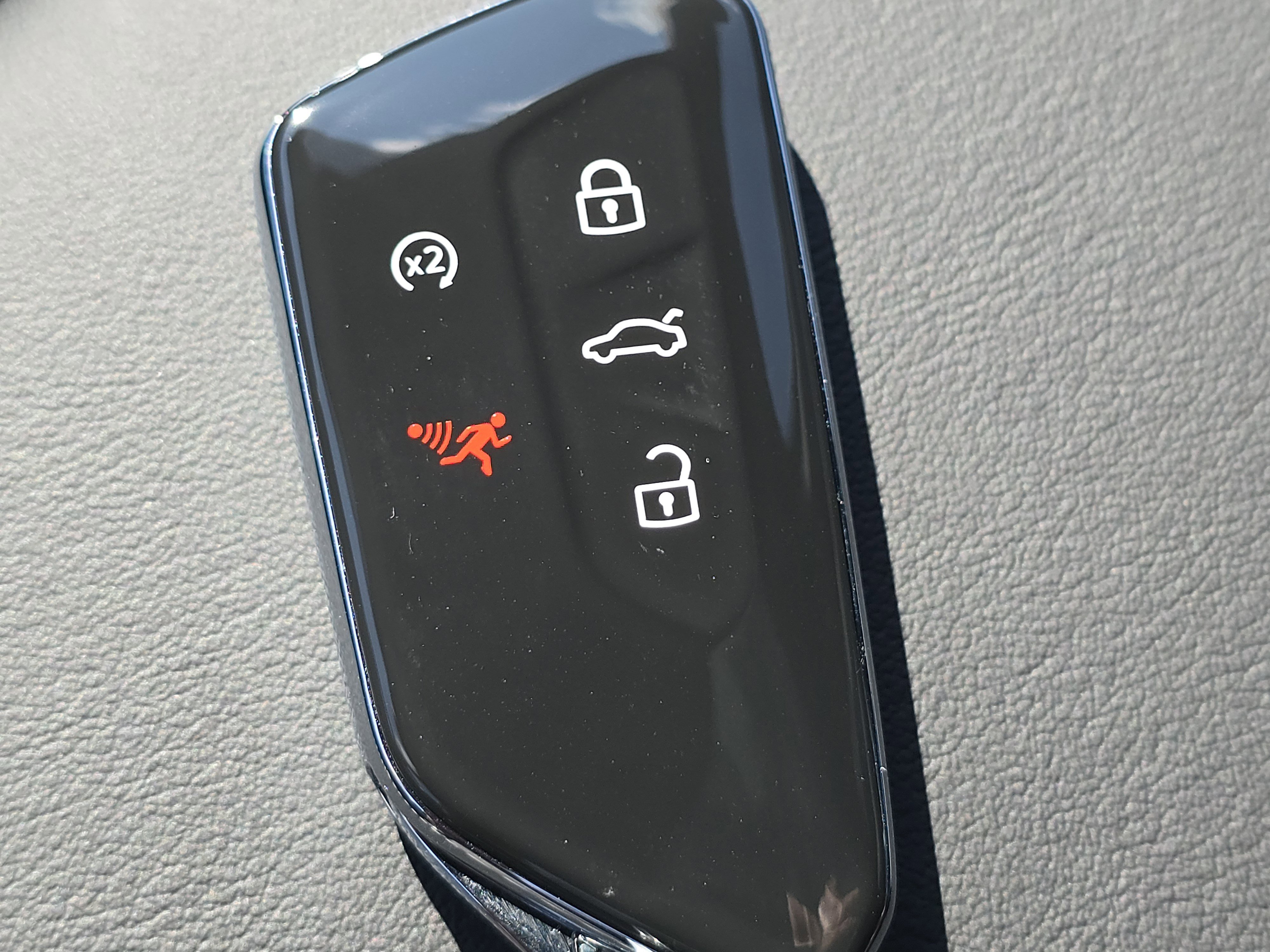 New 2026 Volkswagen Atlas Cross Sport SEL R-Line image 27